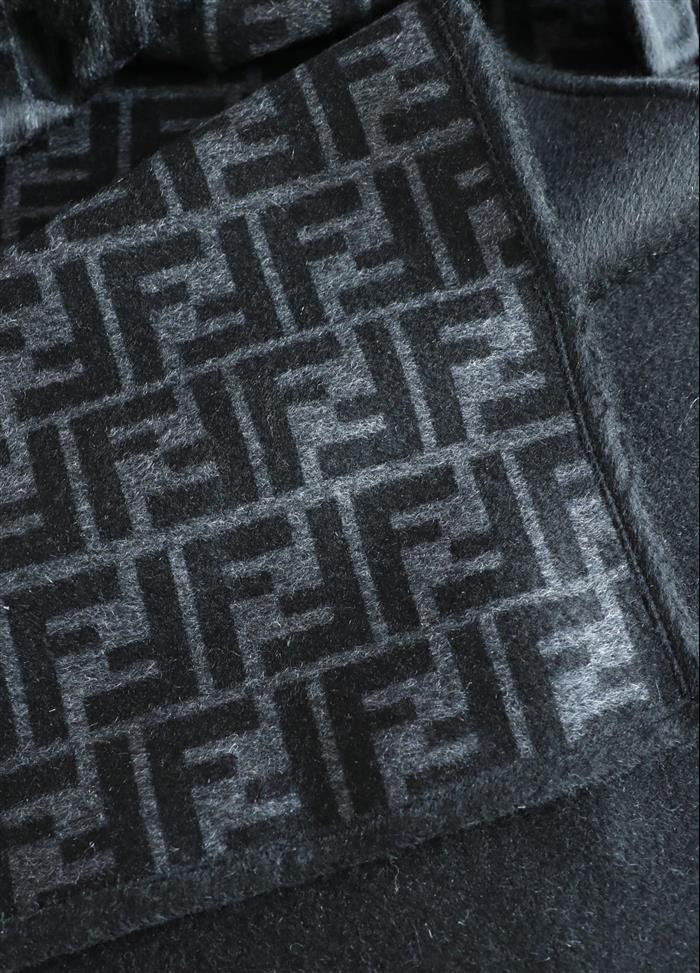 2026116112247686 100